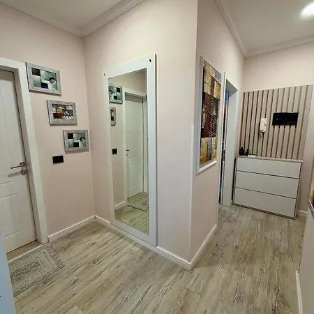 Teds Luxury 3 *