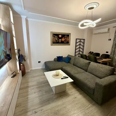 Teds Luxury 3 تيرانا